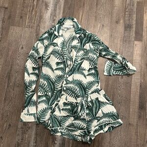 Desmond & Dempsey Pajama set